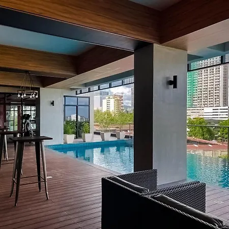 Cebu City Condo Hotel In Meridian With Netflix And Wifi, Near Ayala And It Park U7 09 11